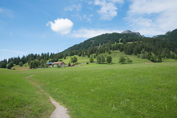 walkway to  alpine hut at Hochkreuth mountain, view to Wendelstein, Bayrischzell