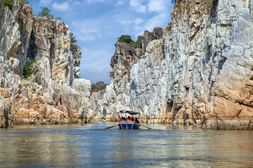 Jabalpur, Madhya Pradesh/India : October 24, 2018 – Dhuandhar waterfall in Narmada river at Bhedaghat, Jabalpur.