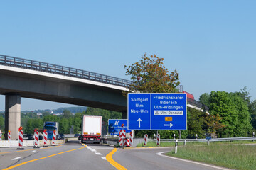 Autobahndreieck Neu-Ulm, Ausfahrt in Richtung Bundesstraße B30