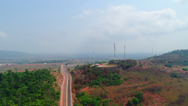 Imagem do morro das antenas, em Cana&atilde; dos Caraj&aacute;s, Par&aacute;, Brasil, r&aacute;dio correio