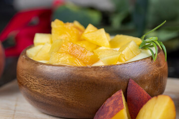 yogurt with the taste and aroma of peaches