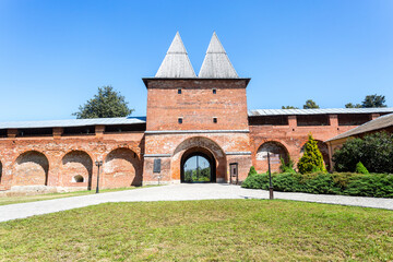 Ancient wall with Gate tower of the Zaraysk Kremlin - 719552223
