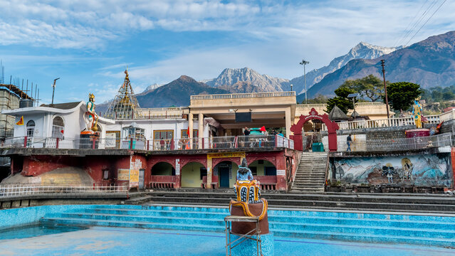 Shri Chamunda Devi Mandir also known as is a hindu temple located near Palampur town in Dharamshala. Its a famous hindu temple.