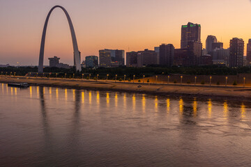 Naklejka premium St. Louis Riverfront 