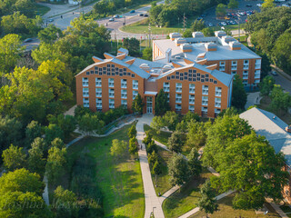 Obraz premium Drone view of Judosn university in South Elgin