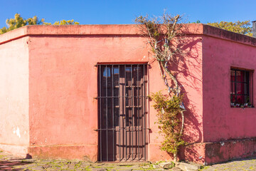 Fototapeta na wymiar Partial view of the houses on Paseo de San Gabriel