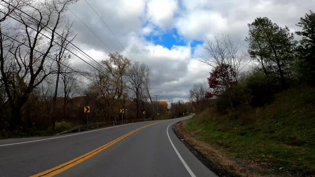 New York State Driving 187 West Sand Lake North Greenbush
