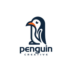 Obraz premium Penguin Logo Vector Design