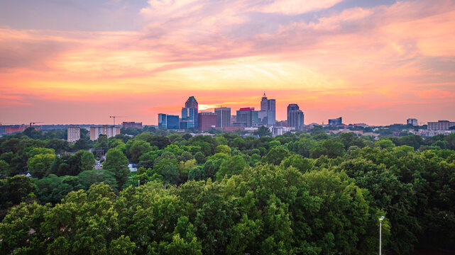 Fototapeta Downtown Raleigh, North Carolina at sunrise.