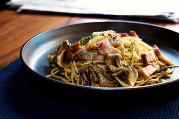 mushroom and bacon pasta