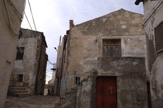 aliano city italy