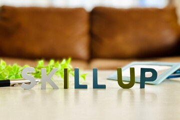 勉強してスキルアップする