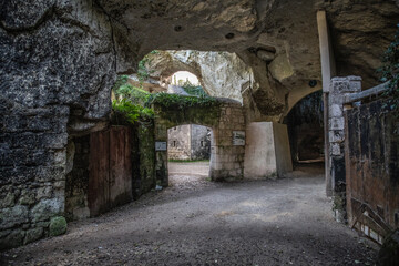 Obraz premium medieval French troglodyte cave,, gothic architecture