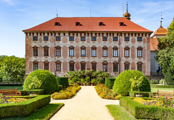 Palace with beautiful garden in Czechia - obrazy, fototapety, plakaty