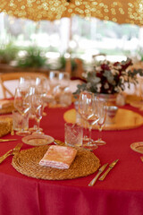  negro, boda, colores, flores, mesas, vajilla, cuberteria, manteleria, marcasitios, corbata, blazer, zapapatos, sillas, copas, ceremonia, bebida, comida, blanco, color, bodas