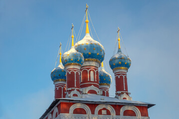 Fototapeta na wymiar The domes of the ancient church of Tsarevich Dimitry on Blood. Uglich, Yaroslavl region, Russia