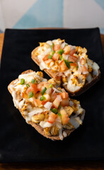 Molletes mexicanos tradicionales