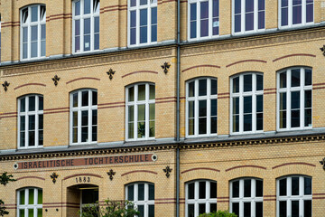 Fototapeta na wymiar Israelitische Töchterschule in Hamburg
