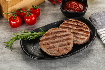 Grilled two beef burger cutlet