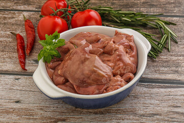Raw chicken liver in the bowl