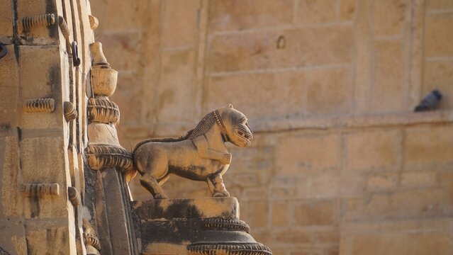 an architectural animal sculpture design on fort