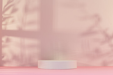Fototapeta na wymiar Panorama de fond d'un mur rose et blanc avec un podium vide pour création d'arrière plan. Jeu d'ombre et de lumière du soleil à travers une fenêtre avec des branches d'oliviers.