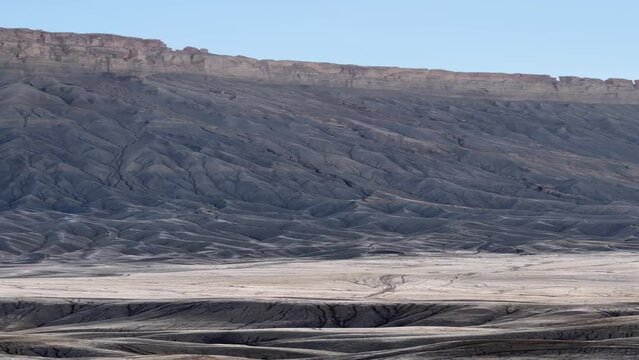 Mountain in the desrt of Utah