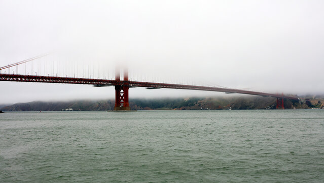 San Francisco Golden Gate Bridge Foggy Weather 