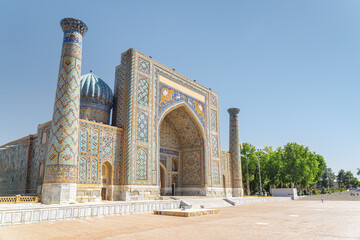 Awesome facade of the Sher-Dor Madrasah at the Registan Square