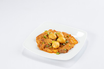 Thịt Kho Trứng Cút (Vietnamese Braised Pork with Quail Eggs)