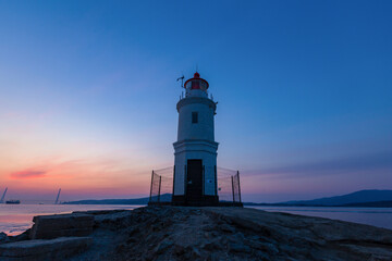 Fototapeta na wymiar Winter Vladivostok. Tokarevsky lighthouse at dawn.
