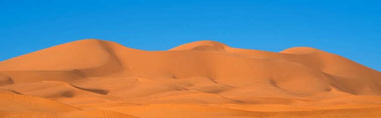 Fototapeta na wymiar Panoramic View Merzouga Desert 1