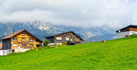 Fototapeta na wymiar Wildhaus-Alt St. Johann im Obertoggenburg, Kanton St. Gallen (Schweiz) 