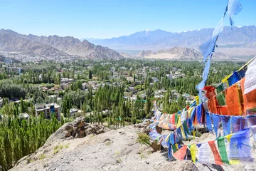 Abwaschbare Fototapete Himalaya views of leh ladah city, india