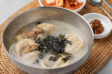 Korean food, snack, kalguksu, dumpling soup, dumpling, bossam set, bossam, pork, boiled pork, side dishes