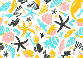 Doodle pattern of seashells, starfish and marine objects, summer sea postcard