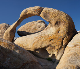 Mobius Arch, Alabama Hills, nahe Lone Pine, Sierra Nevada, Kalifornien, USA