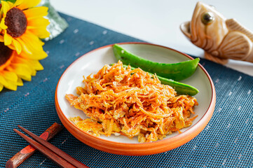 沖縄料理　にんじんしりしり