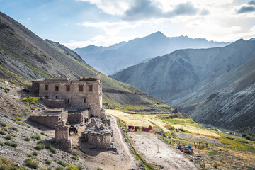 landscape of markha trekking in leh ladakh, india - obrazy, fototapety, plakaty