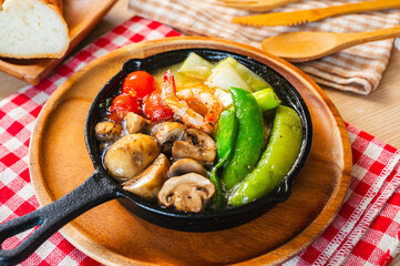 スペイン料理　アヒージョ