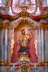 Seitenaltar der Frauenkirche (Zu Unserer Lieben Frau) in Günzburg, Schwaben (Bayern)