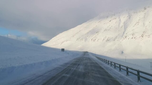 Fahrt auf der Bundesstrasse E6 von Alta nach Olderdalen; Norwegen