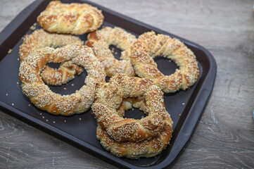 homemade Turkish bagels - simit with sesame seeds 6