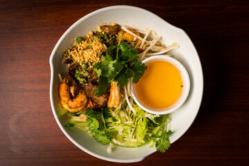 Vermicelli noodles with shrimp and pork