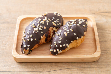 croissant with chocolate and nutty