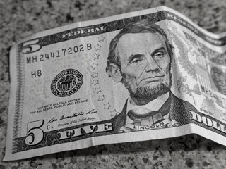 5 Dollar Bill U.S. Currency - Abraham Lincoln