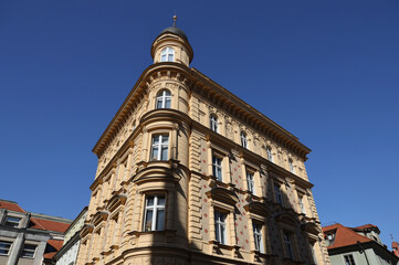 Fototapeta na wymiar Ancient palace in the city of Prague