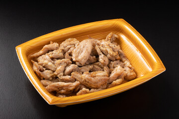 鶏せせりの黒胡椒焼き