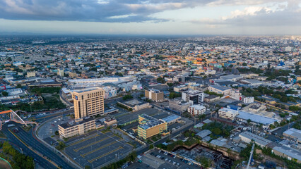 Fototapeta premium Vista aérea de Santo Domingo, República Dominicana. 