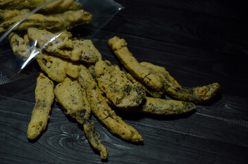 Fototapeta premium Banana sale is a food made from processed bananas which is made by drying and smoking, then cutting into slices and drying in the sun.